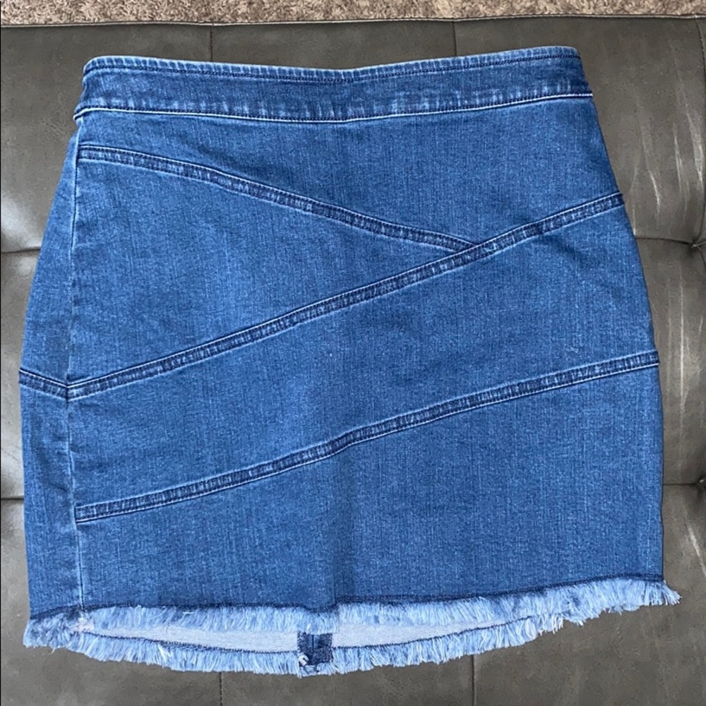 Adorable Jean skirt